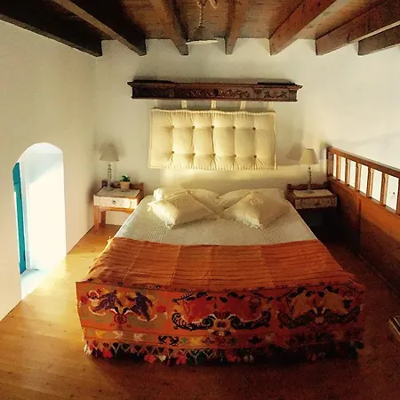 Mariza's Traditional House 1900 Soroni