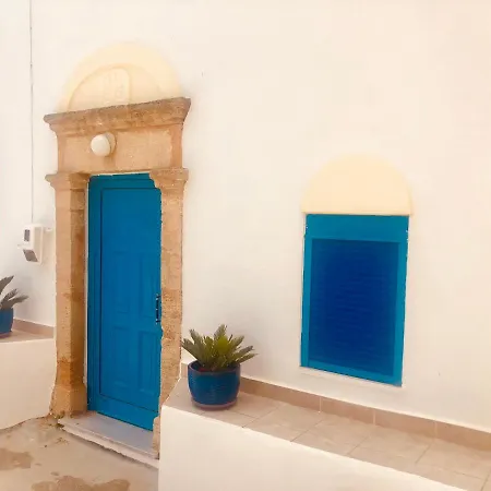 Mariza's Traditional House 1900 Soroni